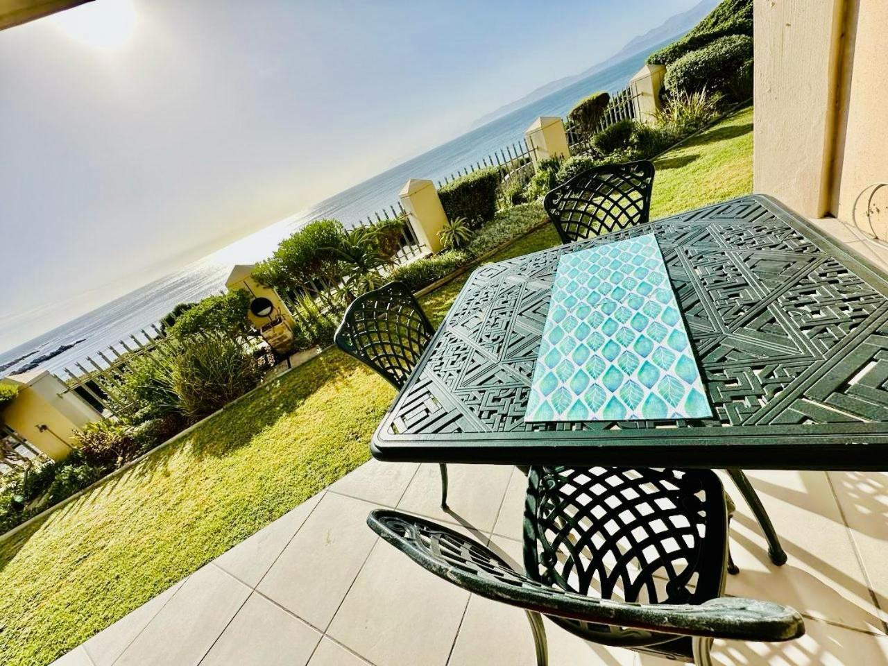 Apartament The View At Whale Cove De Kelders Zewnętrze zdjęcie